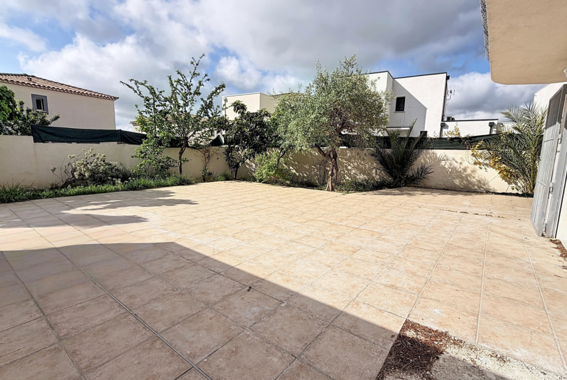 photo_4dafb3b7b1364312bd45dae59cb337f8