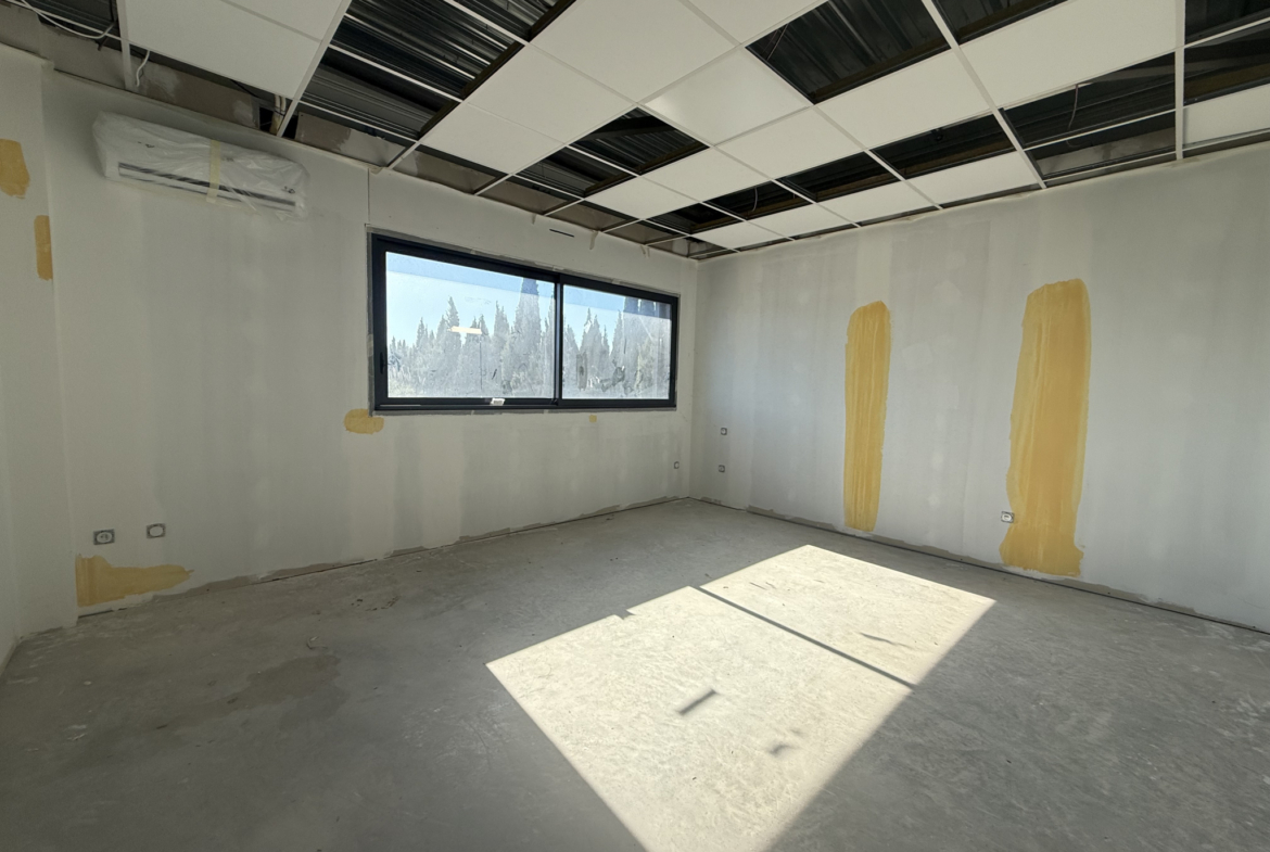 photo_65b0d948c661a3c92a0d99772674c6ce