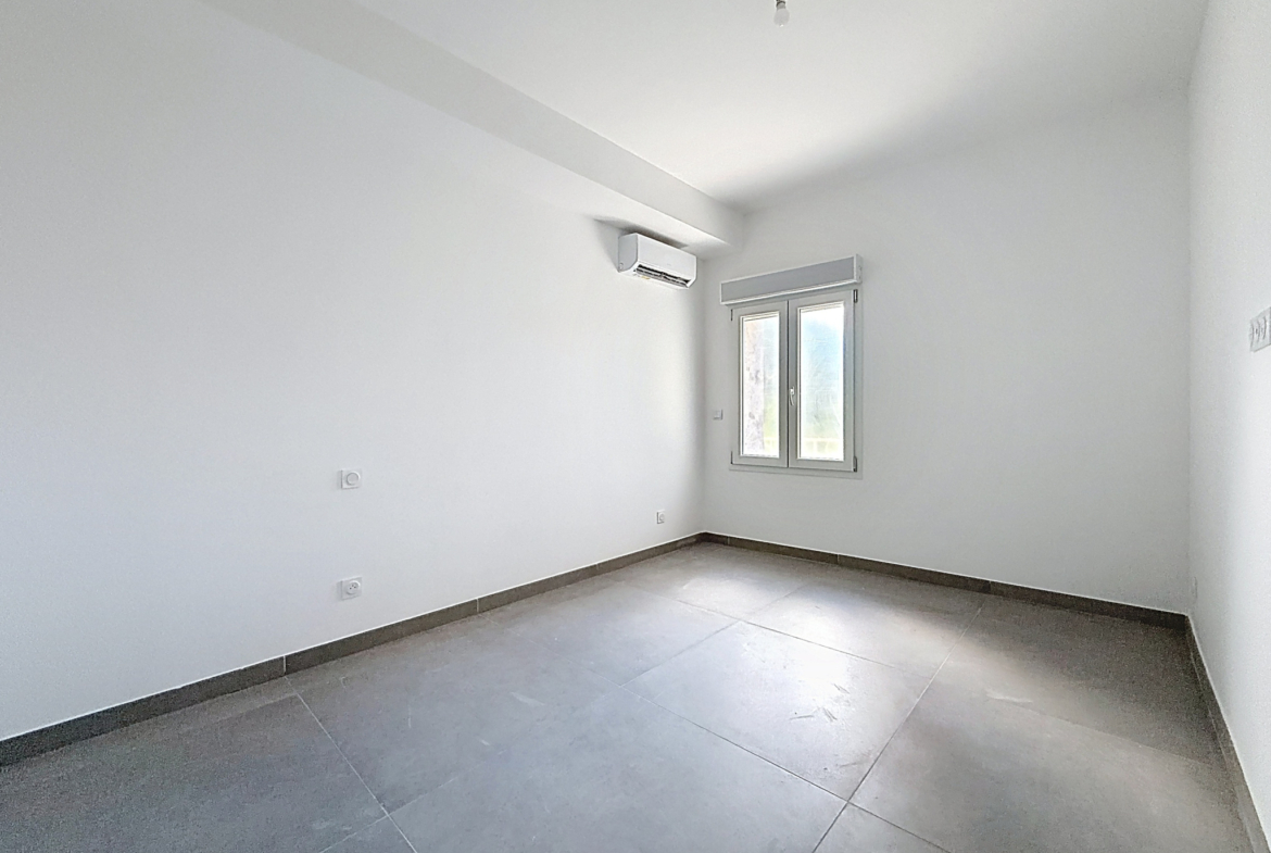 photo_79ed01934a2cb58dd76a2f153ef1d152