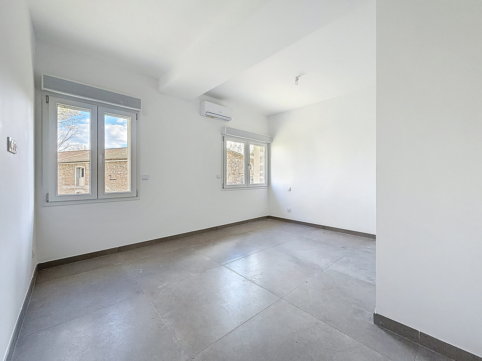 photo_7f20c89c97b3ccb1ddfaa90cf6c5f92b