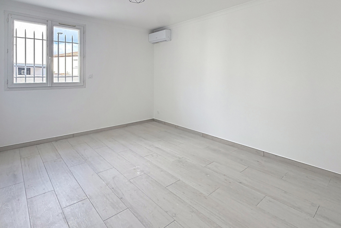 photo_89eddff809967fe2233cdea617802e3c