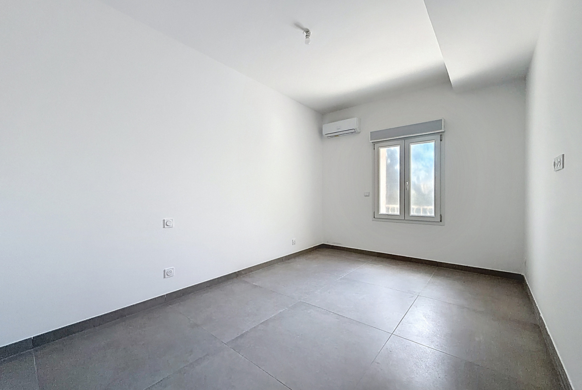 photo_b02986773b238f5b0b525572518ddd71