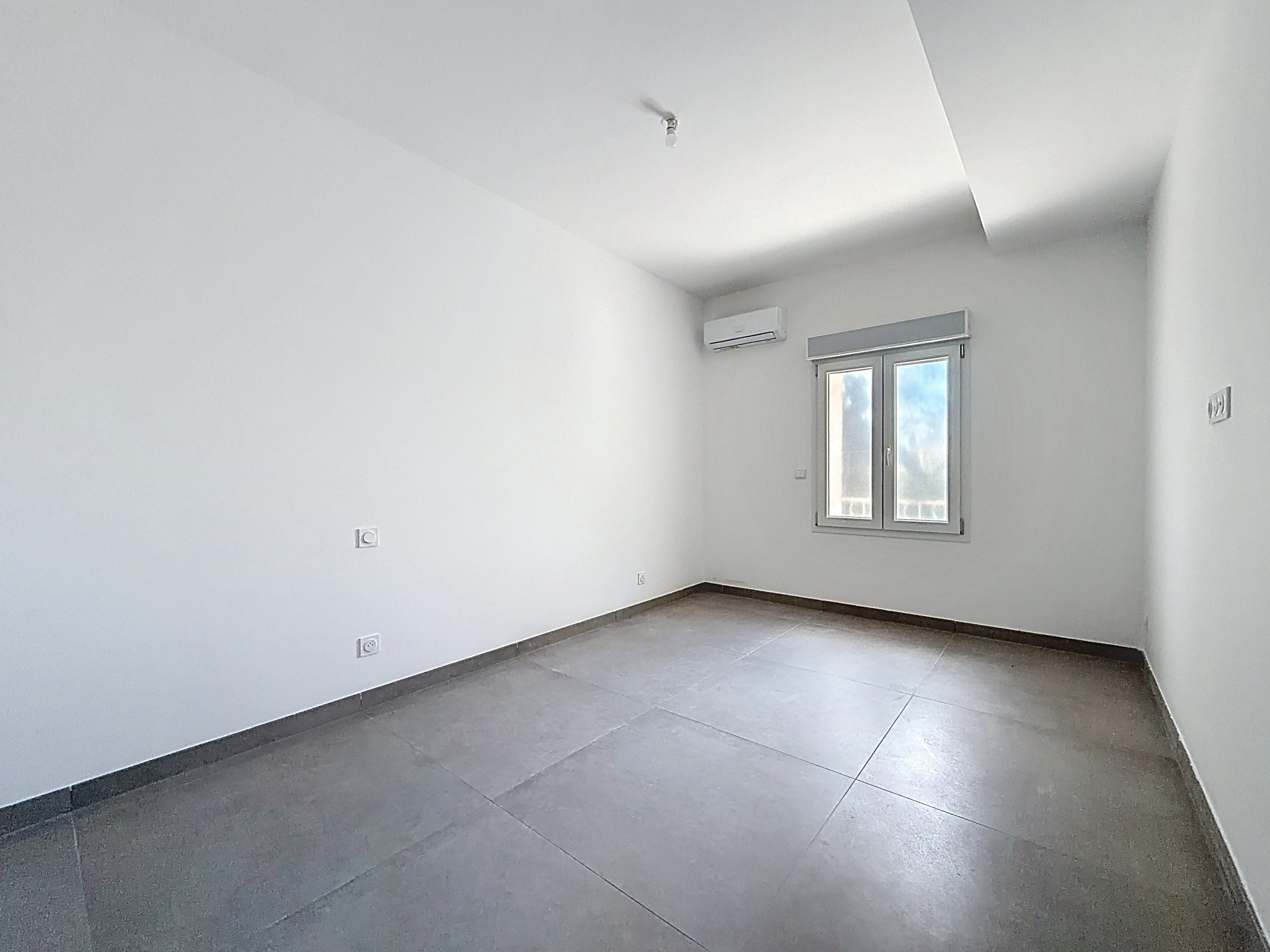 photo_b02986773b238f5b0b525572518ddd71