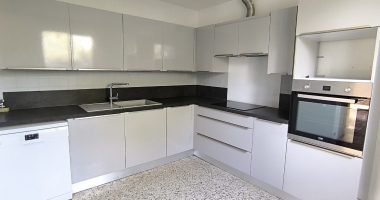 b2053327.jpg