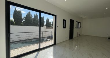 ea8fe997.jpg