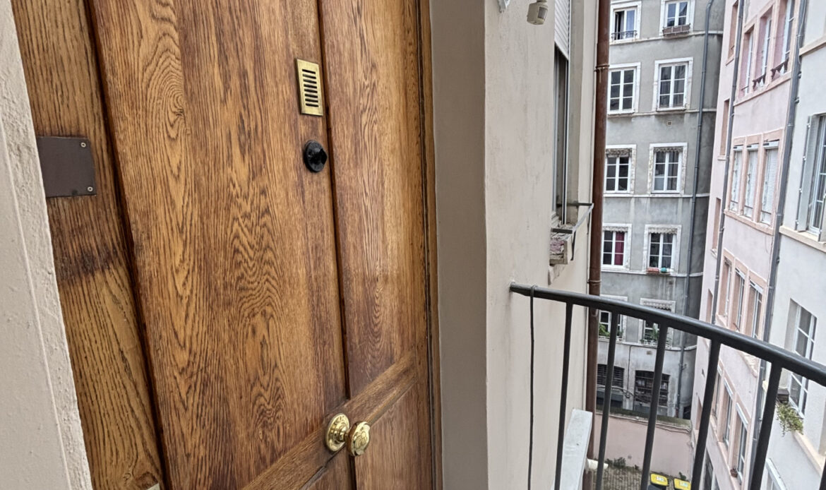 f3746600.jpg