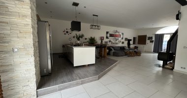 70e60935.jpg